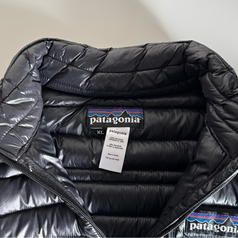 Patagonia Thin Puffer Down Jacket - Picture 4 of 8